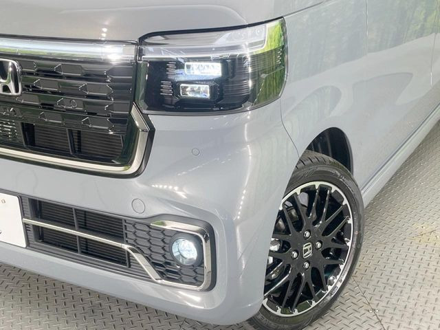 �yLED�w�b�h���C�g�z���V����ԑ��s�����ǍD�Ȏ��E���m�ۂ����S���ĉ^�]�ł��鍂�P�xLED�w�b�h���C�g�𑕔�!�_�����x�������A����d�͂��}�����Ă��܂��B