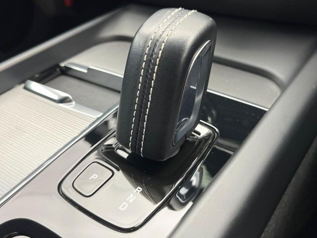 ●シフトノブの使用感も少なく、良好な状態です。