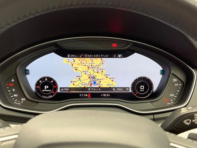 ●バーチャルコックピット:全体が液晶パネルとなっている先進的なメーターパネル。通常のスピードメーターとしての機能はもちろん、ナビ・オーディオ機能の確認・操作もでき、運転に集中しやすくなっております。