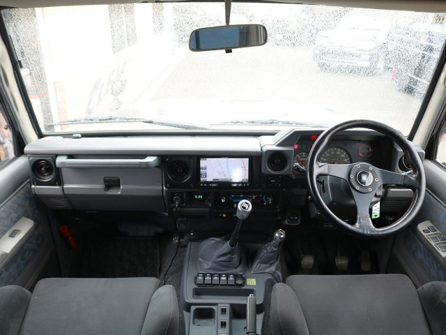 ランドクルーザー704.2 ZX ディーゼル 4WD