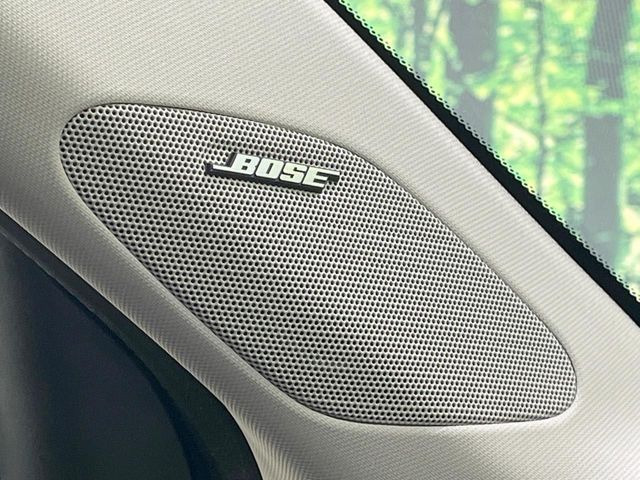 �yBOSE�T�E���h�V�X�e���z���[�J�[�I�v�V�����̍��i�ʃT�E���h�V�X�e���𓋍ځB��p�̃`���[�j���O���{���ꂽ�召�l�X�ȃX�s�[�J�[����ǎ��ȃT�E���h���t�ł��A�Տꊴ���ӂ�鉹����Ԃ����o���܂��B