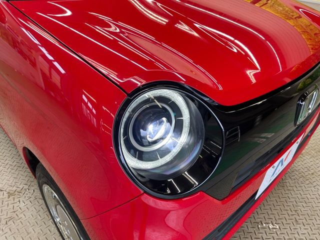 【LEDヘッドランプ】長寿命かつ視認性に優れたLEDヘッドライト。明るいLEDは暗い夜道でも安心です。ヘッドライトの劣化を防ぐコーティングの施工も承ります!