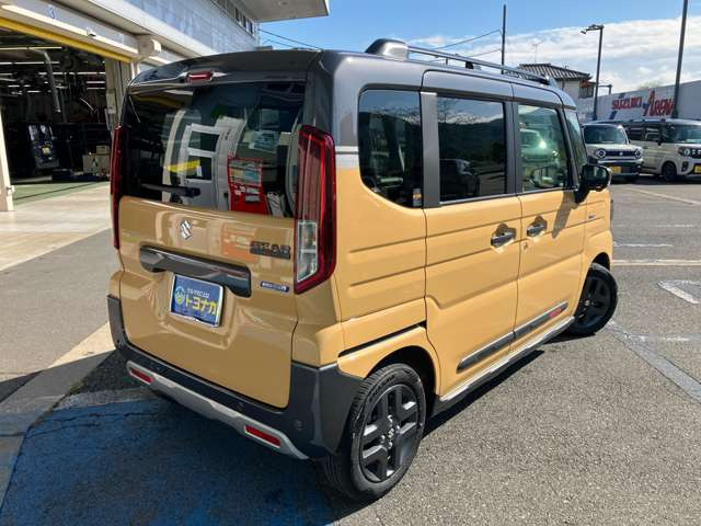 ※フロアマットやドアバイザーなどを含むアクセサリー用品は装着されていません!必要な用品は別途お買い求め頂く必要があります※