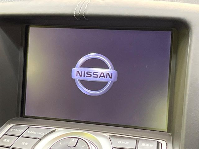 �y���[�J�[�����i�r�z�C���e���A�ɗn�����ރX�^�C���b�V���ȁu��p�݌v�v���[�J�[�i�r�𑕔��􎋔F���⑀�쐫�ȂǊ�{���\�ɂ��D��A���㎿�ȃJ�[���C�t�����y���݂��������܂��B