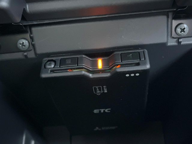 【ETC】高速道路の料金所をストレスなく通過!話題のスポットやサービスエリアに多い「スマートIC」利用時は必須のアイテムです。当店でセットアップを実施、ご納車当日からすぐにご利用いただけます!