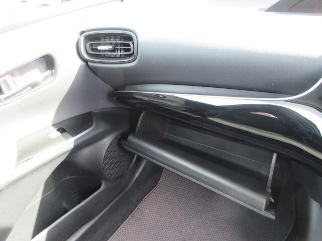 �Ԍ��ؓ��ꓙ���ވꎮ�����[�ł���O���[�u�{�b�N�X�ł��B