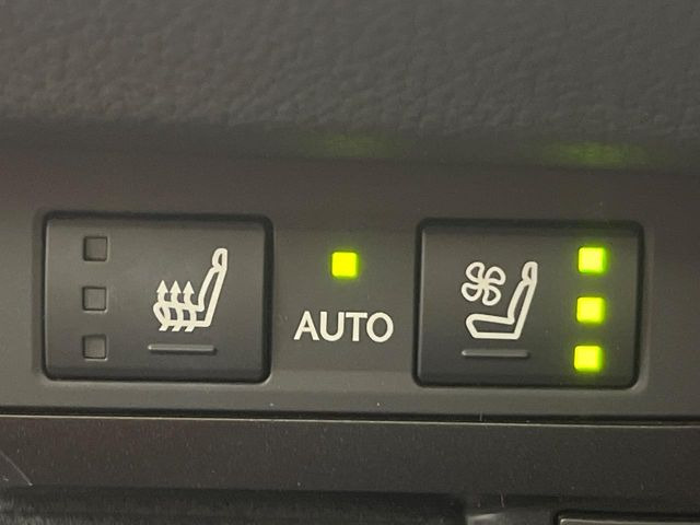 【シートベンチレーション】夏場は涼しい風でお尻や背中の熱やムレを防ぎ、冬はエアコンよりも早く温まってポカポカに!季節を問わず快適に過ごせます。