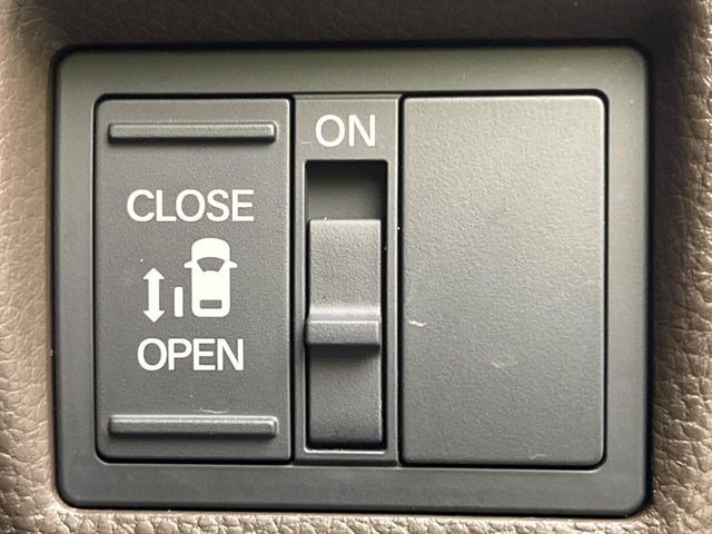 �y�p���[�X���C�h�h�A�z�X�}�[�g�L�[��^�]�Ȃ̃X�C�b�`�ŃX���C�h�h�A�̊J���\���d��������͂����ăh�A���J����K�v�������A���������q�l�ł��A�d���ו��������Ă��鎞�����N�ɊJ���߂ł��܂���