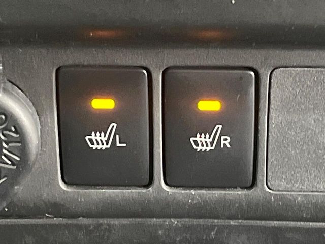 【シートヒーター】寒い日に重宝するシートヒーター!エアコンより早く温まってくれるので寒がりの人も安心ですね♪エアコンの温風は乾燥するから苦手、という方にもをおすすめです。