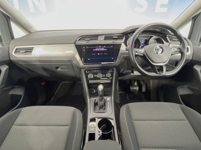 輸入車グループ総在庫数約2,000台!全国の系列店からメーカー・車種問わずご紹介出来るので、あなたにピッタリのお車が見つかるはずです♪まずはお問い合わせ下さい☆