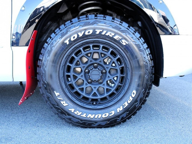 デリカD:52.2 ブラック エディション 4WD