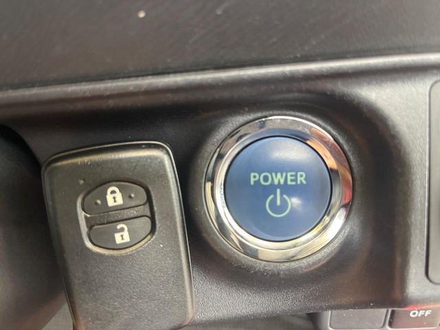 �y�X�}�[�g�L�[�z�J�o����|�P�b�g�ɓ��ꂽ�܂܂ł��h�A�̎{���E�������\�ȃX�}�[�g�L�[�𑕔��B�G���W���̃I���E�I�t�����J�M�����o���K�v����������Ƃ��Ă��֗��ł���