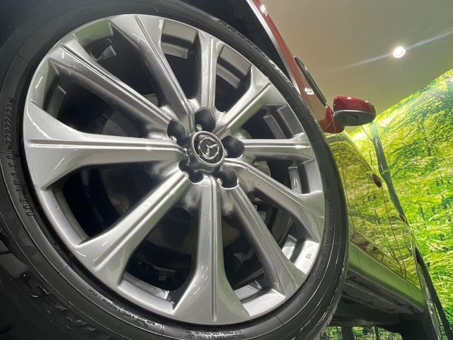 �y�O���[�h��p����20�C���`�A���~�z�C�[���z�f�U�C�����̍��������A���~�z�C�[���𑕒����Ă���܂��B�e��ЊO�A���~�z�C�[����A�X�^�b�h���X�^�C�����戵�����Ă���܂��B���񂲑��k����������