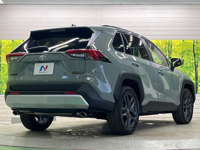 �w���̂��X�Ŕ����Ă悩�����Ǝv���Ă���������悤�ȏ��k�E�A�t�^�[�t�H���[��S�����Ă���܂��B�X�܃X�^�b�t�ꓯ�A���q�l�̂����X�����҂����Ă���܂��B�x