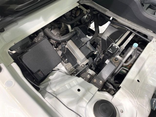 親切・丁寧な専門メカニックスタッフが応対!・車検・点検整備・事故等の修理などアフターサービスも安心。お車のカスタマイズもネクステージのサービススタッフまでご相談ください!