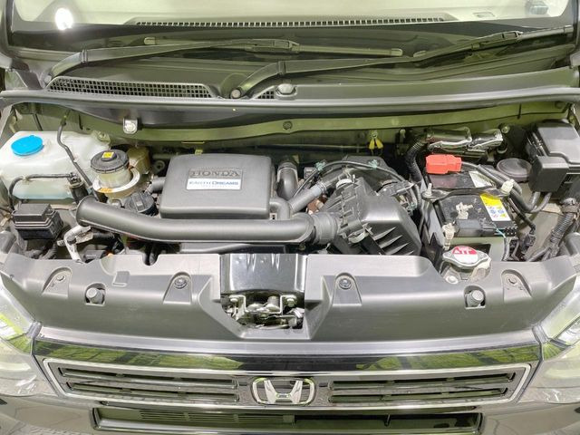 親切・丁寧な専門メカニックスタッフが応対!・車検・点検整備・事故等の修理などアフターサービスも安心。お車のカスタマイズもネクステージのサービススタッフまでご相談ください!