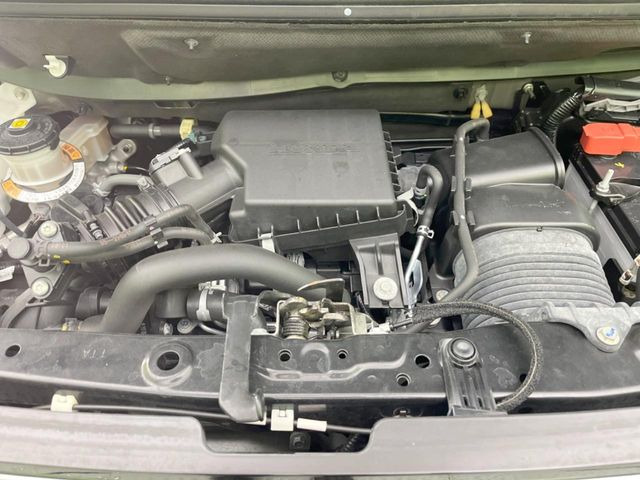 親切・丁寧な専門メカニックスタッフが応対!・車検・点検整備・事故等の修理などアフターサービスも安心。お車のカスタマイズもネクステージのサービススタッフまでご相談ください!