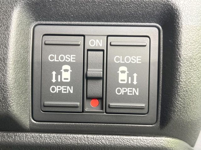 �y�����p���[�X���C�h�h�A�z�X�}�[�g�L�[��^�]�Ȃ̃X�C�b�`�Ō�ȗ����X���C�h�h�A�̊J���\���d��������͂����ăh�A���J����K�v�������A�����Ȃ��q�l�ł��ȒP�ɊJ���߂ł����K�ł���