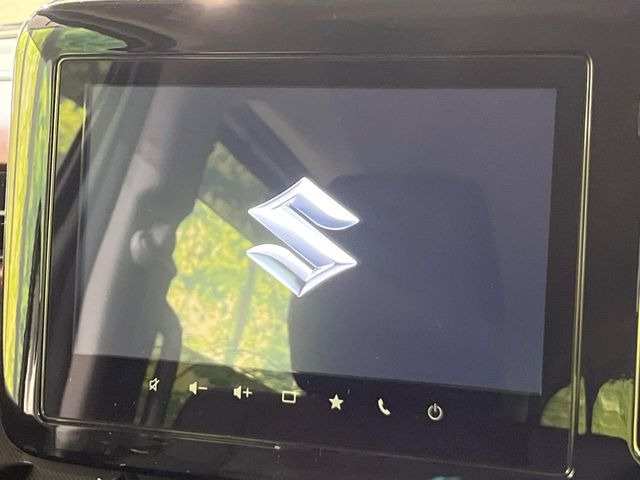 �y���[�J�[����9�^�i�r�z�C���e���A�ɗn�����ރX�^�C���b�V���ȁu��p�݌v�v���[�J�[�i�r�𑕔��􎋔F���⑀�쐫�ȂǊ�{���\�ɂ��D��A���㎿�ȃJ�[���C�t�����y���݂��������܂��B