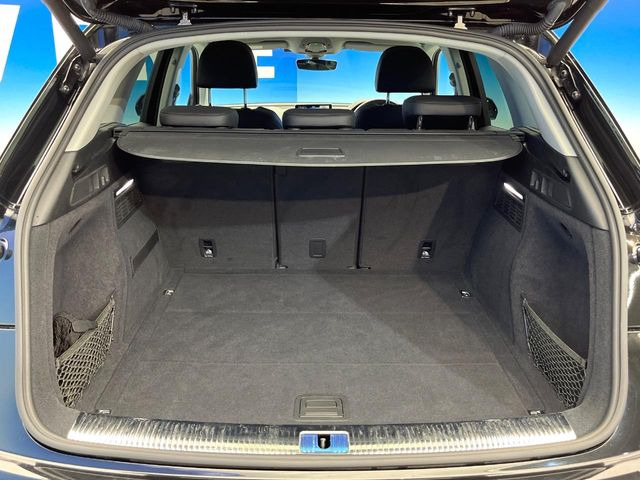 ●トランクルーム:趣味が広がる収容スペース!これだけの広さがあればお買い物やレジャーなどにも最適です!使用感も少なくきれいな状態を維持しております。