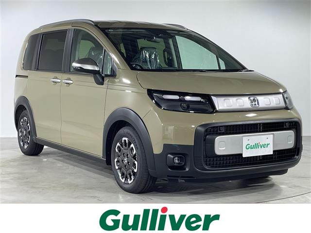 フリード1.5 e:HEV クロスター