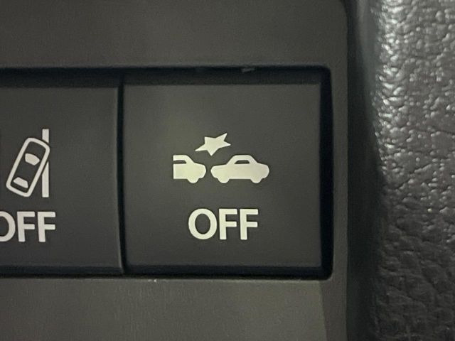 �y�X�Y�L �Z�[�t�e�B�T�|�[�g�z���s���ɑO���̎ԗ�����F�����A�Փ˂������Ȏ��͌x��ƃu���[�L�ŏՓˉ���Ɣ�Q�y�����A�V�X�g�B�����S�Ƀh���C�u�����y���݂��������܂��B