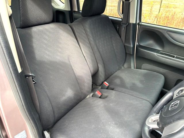 �^�]�ȃV�[�g���͎g�p�������Ȃ��A�ǍD�ȏ�ԂƂȂ��Ă��܂��B���J�Ɏg���Ă������Ƃ��悭�킩��܂��ˁB