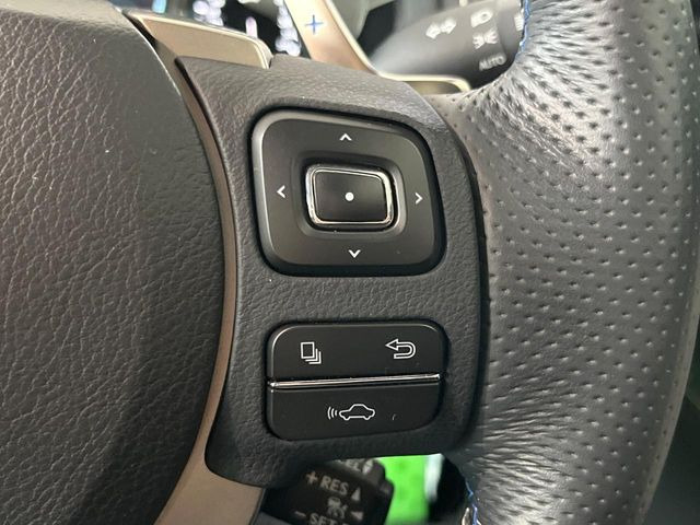 �y�v���N���b�V���Z�[�t�e�B�z�O���̎ԗ��������m���A�Փ˂������Ȏ��͌x��Œ��ӂ𑣂��A�u���[�L�𓥂ޗ͂��T�|�[�g�B�u���[�L�𓥂߂Ȃ������ꍇ�͏Փ˔�Q�y���u���[�L���쓮�A�Փˉ�����T�|�[�g���܂��B