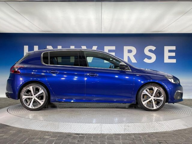 ●YANASEオートシステムズとの提携によって実現した高品質修理ネットワーク!大切なお車だから、万が一の修理でも「純正品質」をご提供。当店でご購入いただくお車にはメリットが数多くあります