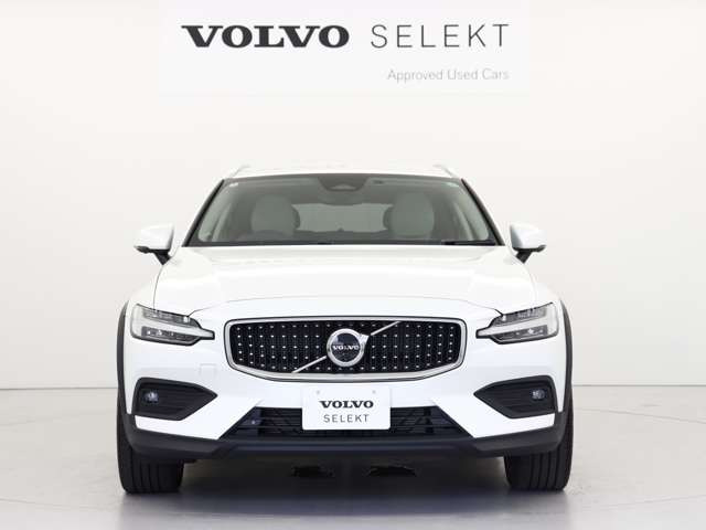 V60クロスカントリーウルトラ B5 AWD 4WD