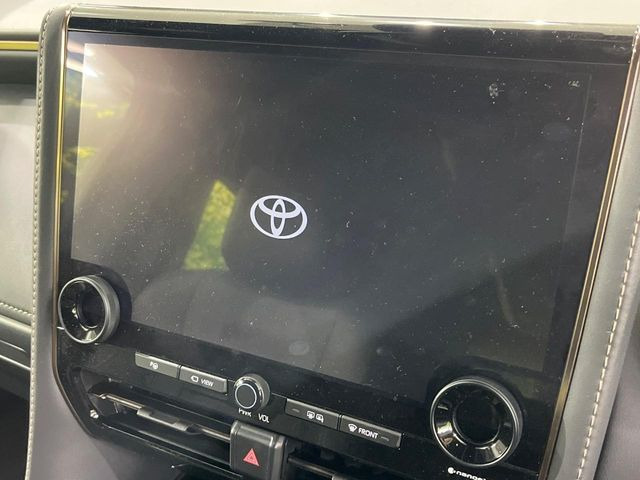 【14インチディスプレイオーディオ】スマートフォンと連携が可能な大画面ディスプレイオーディオです。スマートフォンのナビ機能を使用したり、Bluetooth接続で音楽もお楽しみいただけます!