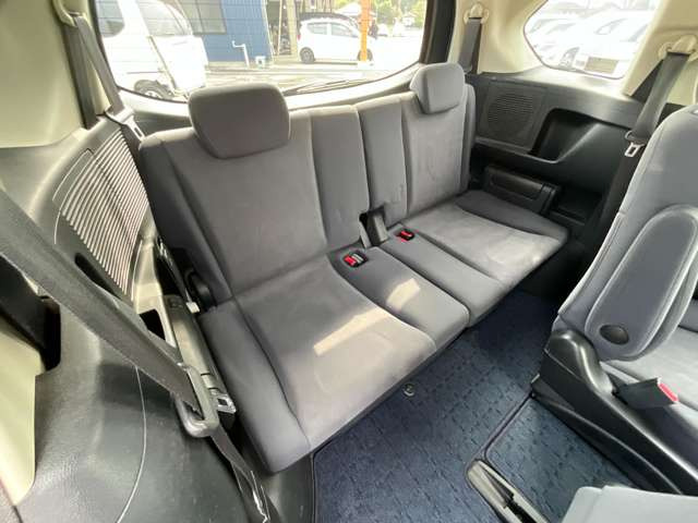 ���Ђł͌��I�������Ԃ𖈌���ʂɎd������s�Ȃ��A�����߂₷�����i�ł��񋟂��Ă���܂���