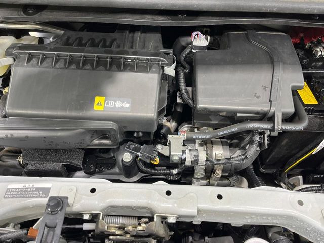 親切・丁寧な専門メカニックスタッフが応対!・車検・点検整備・事故等の修理などアフターサービスも安心。お車のカスタマイズもネクステージのサービススタッフまでご相談ください!