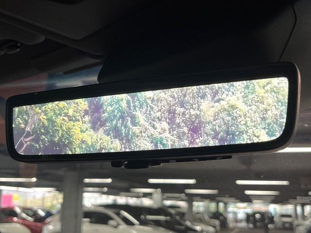 �y�f�W�^���C���i�[�~���[�z��Ȃ̑傫�ȉו��⓯��҂Ō�����m�F���Â炢���ł����S!�J�������B�e�����ԗ�����̉f�������[���~���[���ɕ\���B�N���A�Ȏ��E�ŏ󋵂̊m�F���\�ł�!