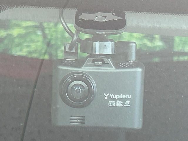 �y�h���C�u���R�[�_�[�z���S�E���S�ȃJ�[���C�t�ɕK�{�̃h���C�u���R�[�_�[�𑕔�!���s���͂������A������^�]�⎖�̂ɑ��������ۂ̏󋵂��f���ŋL�^���A����̃��X�N�ɔ����܂��B