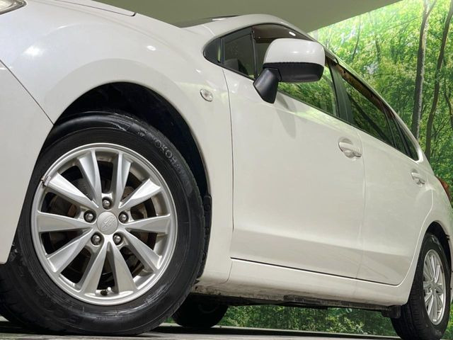 【純正アルミホイール】外観にマッチした純正アルミホイールを装着しております。各種社外アルミホイールや、スタッドレスタイヤも取扱いしております。是非ご相談ください♪