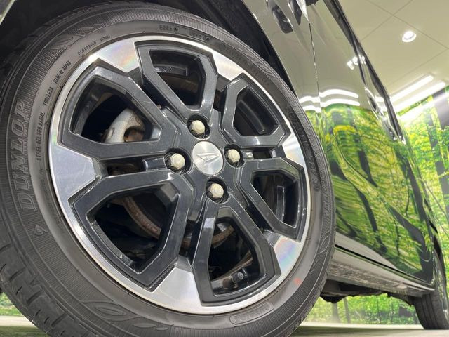 �y����15�C���`�A���~�z�C�[���z�O�ςɃ}�b�`���������A���~�z�C�[���𑕒����Ă���܂��B�e��ЊO�A���~�z�C�[����A�X�^�b�h���X�^�C�����戵�����Ă���܂��B���񂲑��k����������