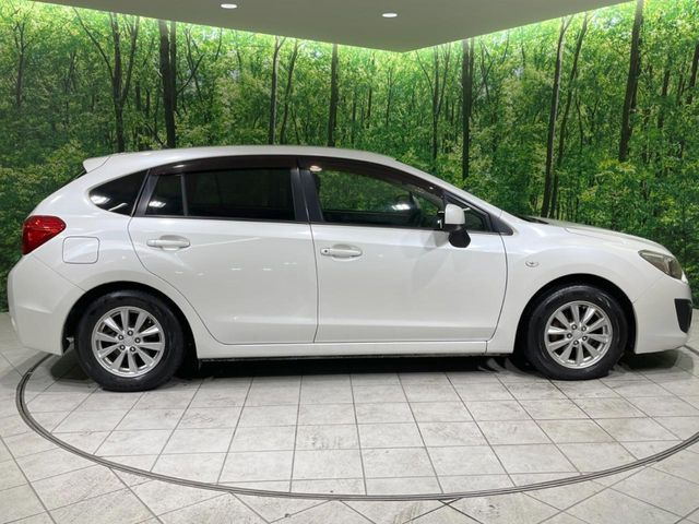 ☆全国のネクステージからお取り寄せが可能※!遠方の店舗に展示してあるクルマが気になる場合も、最寄りの店舗でご覧いただくことが可能です!是非私たちに要望をお聞かせください!※別途費用