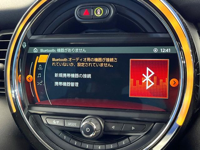 ��Bluetooth:���莝���̃X�}�[�g�t�H���ȂǂƐڑ����A�n���Y�t���[�ʘb��Տꊴ����~���[�W�b�N�Đ������y���݂��������܂��B�����ڑ��ł��̂Ŕς킵��������܂����