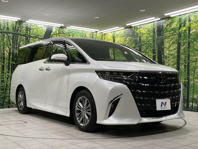 高透明度のガラス皮膜で撥水はもちろん、上質なツヤ・光沢を実現。紫外線や酸性雨から大切な愛車を保護し、色あせ・劣化を防止。「弾スプラッシュコート」、「弾プリミッサコート」からお選びいただけます。