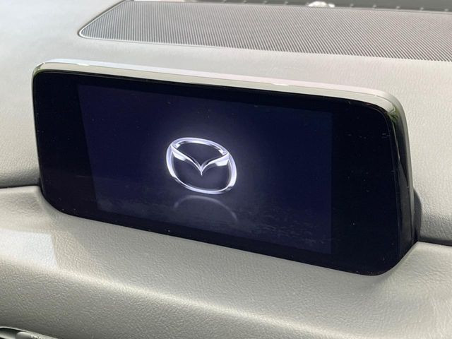 �y�}�c�_�R�l�N�g�i�r�z�ԓ��̕��͋C�Ƀ}�b�`������̌^�^�C�v�̃i�r�B�e����q�ݒ��Bluetooth�Đ����A�l�X�ȋ@�\���y���߂܂��B�����I�ȃ_�C�������삪�\�ŁA�g��������ǍD�ł��B