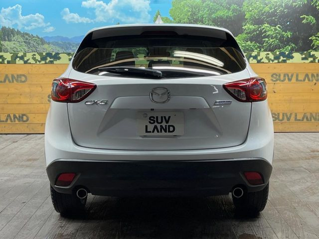 安心の最長10年・走行無制限保証(有償)をご用意。保証内容も充実はもちろん、無料点検&オイル交換や、年中無休の全国・24時間ロードサービスも付帯されておりますのでご安心下さい。