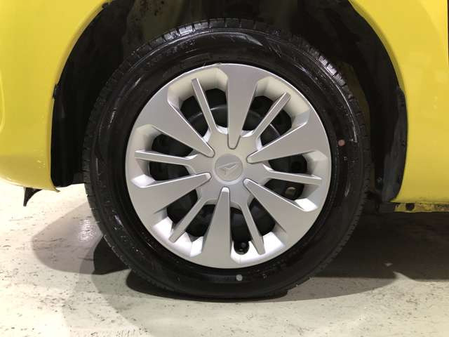 ホイールだけでも車のイメージがかなり変わりますね。