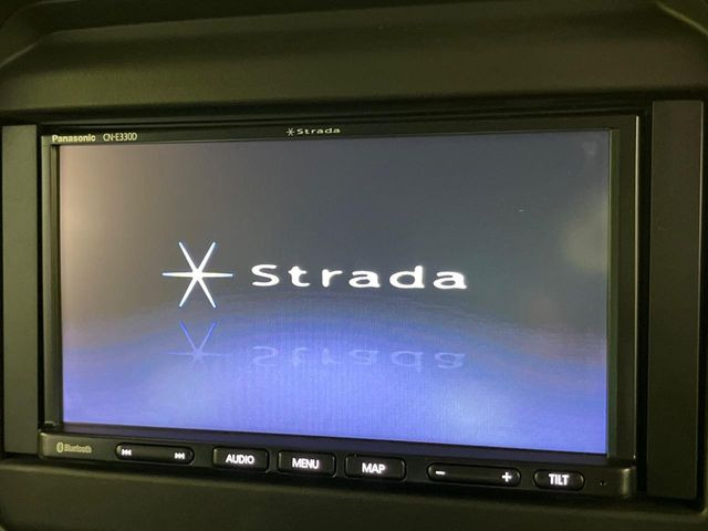 【ナビゲーション】使いやすいナビで目的地までしっかり案内してくれます。各種オーディオ再生機能も充実しており、お車の運転がさらに楽しくなります!!