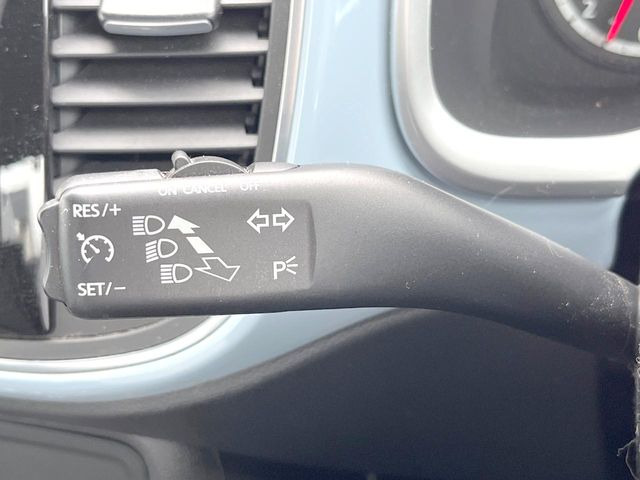 ●オートクルーズコントロール:高速道路や自動車専用道路等にて、定速巡航が可能となる便利な機能です。長距離移動の際でも疲れにくく便利にお使いいただけます♪