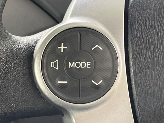 �y�X�e�A�����O�X�C�b�`�z�^�]���A�O������ڐ������炷���ƂȂ��A�I�[�f�B�I���̑��삪�\�ȕ֗��@�\!���S&���K�ȃh���C�u�����o���Ă���܂���