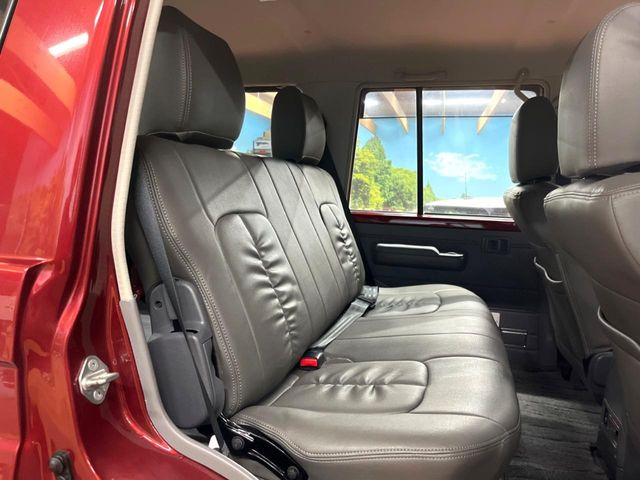 �L�X�Ƃ���2��ڃV�[�g�͋��Z���������A���S�n�����K!�F�B��Ƒ��Ƃ̂��o�����ɂ҂�����ł��B�x�r�[�V�[�g��`���C���h�V�[�g�g�p�������K�ɂ��߂�������������\���ȋ�Ԃ��m�ۂ��Ă��܂��B