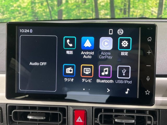 【ディスプレイオーディオ】お手持ちのスマートフォンとの連携で、ナビや音楽再生など各種アプリを使用可能。スマホに近い感覚でお使いいただけます♪