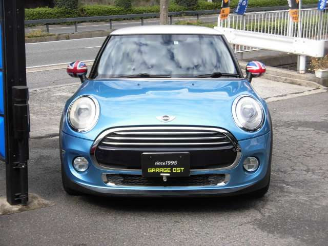 �l�C�̃~�j���A�N�[�p�[�ŁAF56���f����3����ŁA�^�[�{�ŁA�����i�r�ŁA�o�b�N�J�����ŁABluetooth�ŁAETC�ŁA15�C���`�A���~�z�C�[���ŁA�Ԍ������Ղ�c���Ă������ċ����̉��i^^