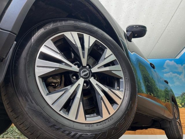 �y����18�C���`�A���~�z�C�[���z�O�ςɃ}�b�`���������A���~�z�C�[���𑕒����Ă���܂��B�e��ЊO�A���~�z�C�[����A�X�^�b�h���X�^�C�����戵�����Ă���܂��B���񂲑��k����������